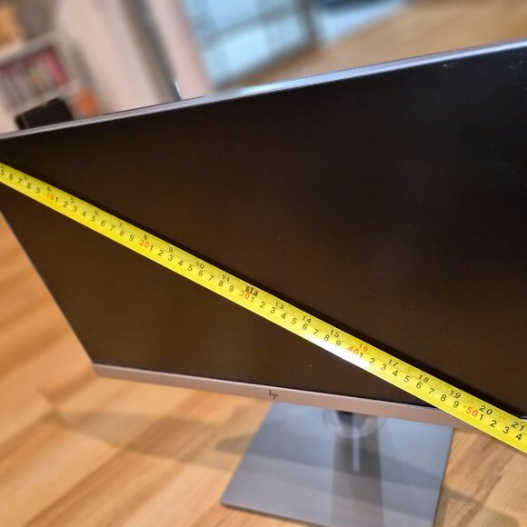 HP EliteDisplay E243i 24-inch monitor - Picture 12 of 15